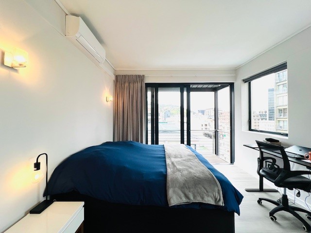1 Bedroom Property for Sale in Cape Town City Centre Western Cape